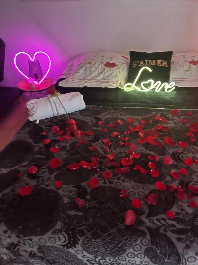 Au Petit Paradis La Roquebrussanne Zewnętrze zdjęcie